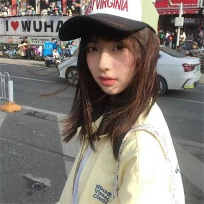 君有云